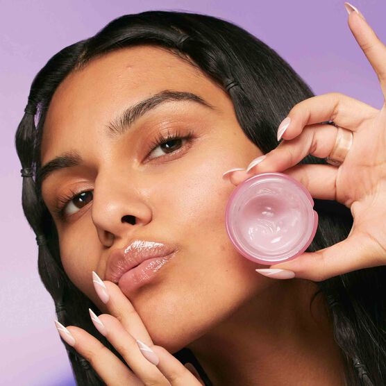 HIDRATANTE LABIAL COM HIALURONICO GLOW RECIPE PLUM PLUMP