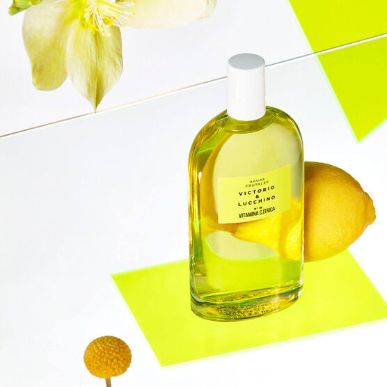 Perfume Victorio & Lucchino Aguas Frutales nº 18 Vitamina C.Ítrica Feminino Eau de Toilette